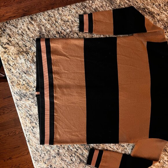 Cardigan - Picture 2 of 3